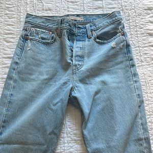 Levi’s wedgie straight 27